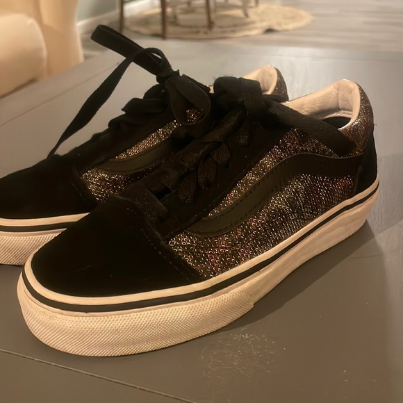 Vans Other - Vans Kids Black Suede with Cheetah Metallic Detail